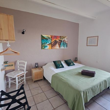 Mas La Belle Ambroise - Chambres D'Hotes Et Gite Saint-Ambroix Ngoại thất bức ảnh
