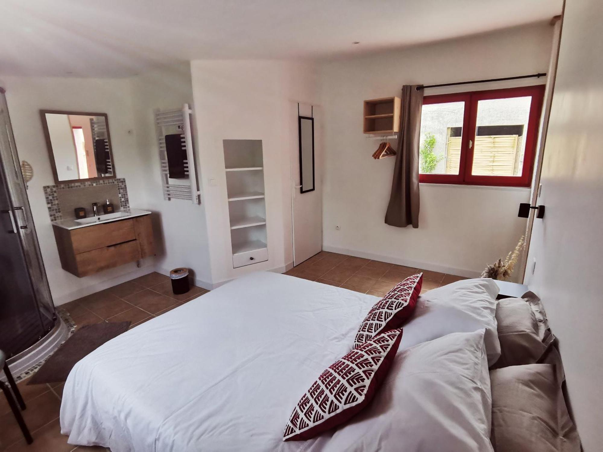 Mas La Belle Ambroise - Chambres D'Hotes Et Gite Saint-Ambroix Ngoại thất bức ảnh